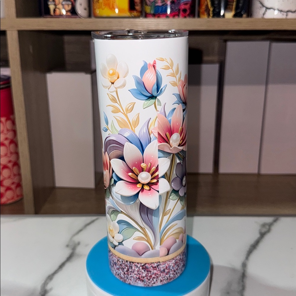 20oz Unicorn Tumbler - Picture 3 of 6